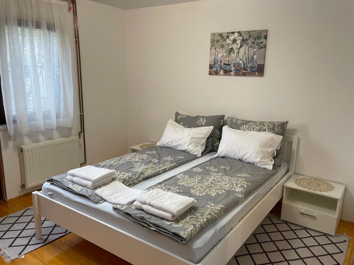 Studio Apartman Sedrenik Saraievo Exterior foto