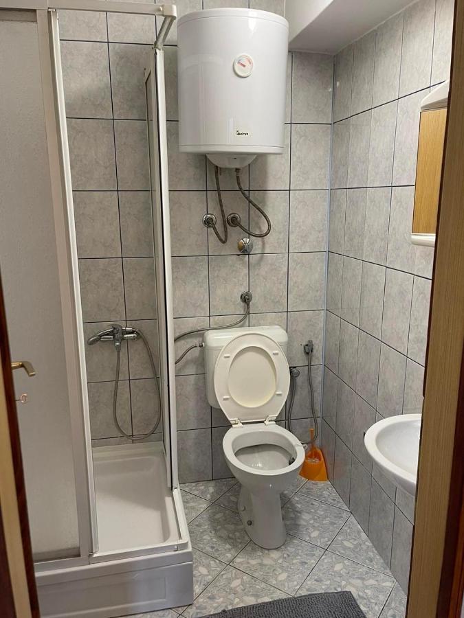 Studio Apartman Sedrenik Saraievo Exterior foto