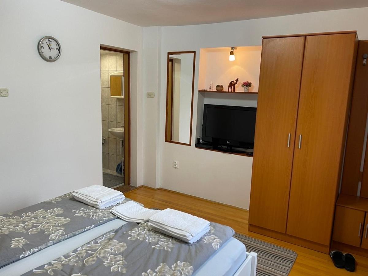 Studio Apartman Sedrenik Saraievo Exterior foto